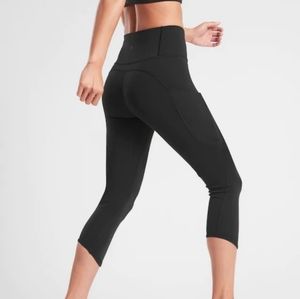 Athleta Capri Tights Black